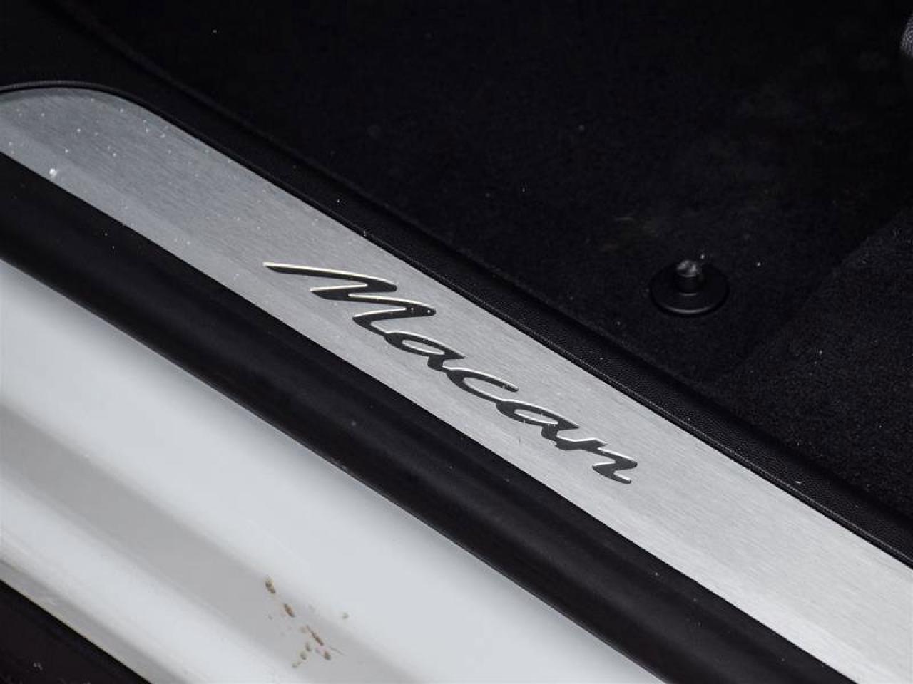 2025 Porsche Macan Electric White Photo