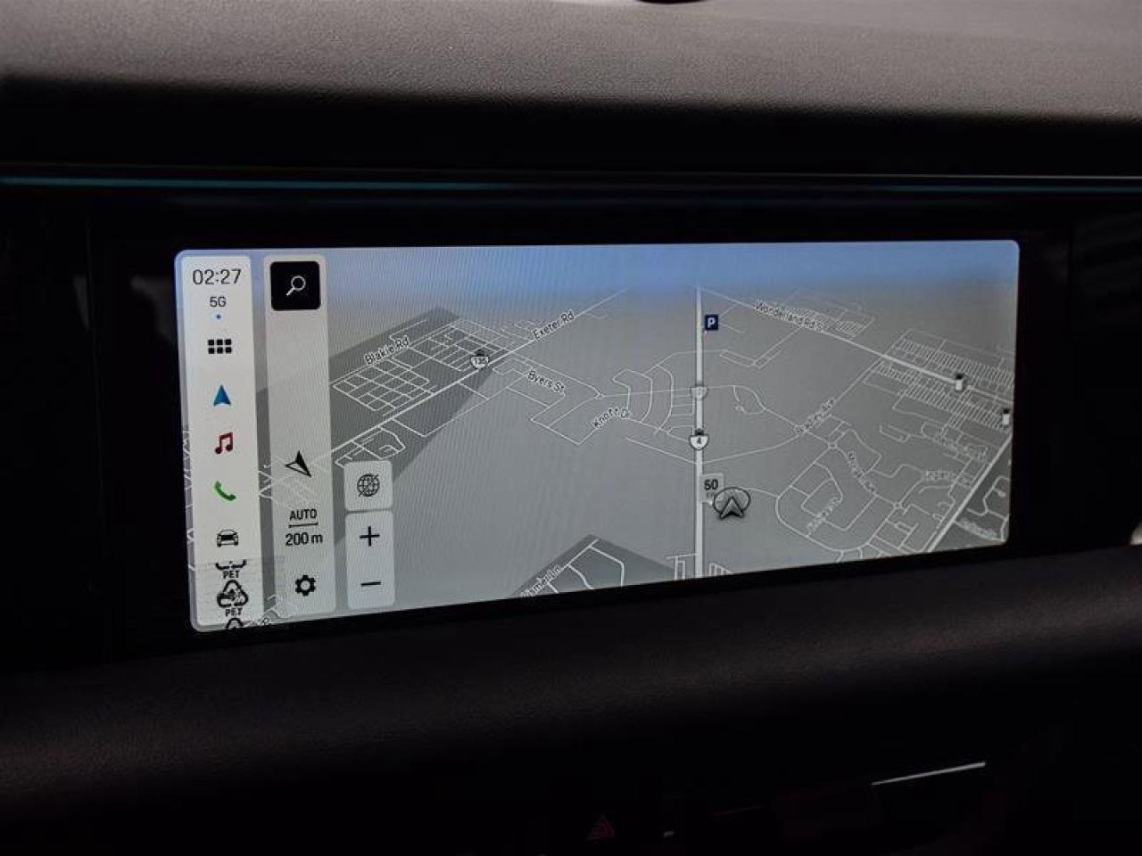 2025 Porsche Macan Electric White Photo