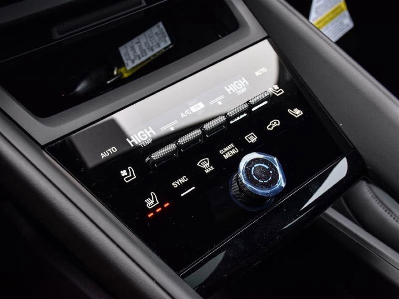 2025 Porsche Macan Electric White Photo