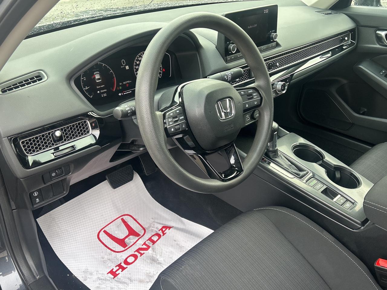 2023 Honda Civic Sedan LX CarPlay Bluetooth Rear Camera Heated Seats Photo