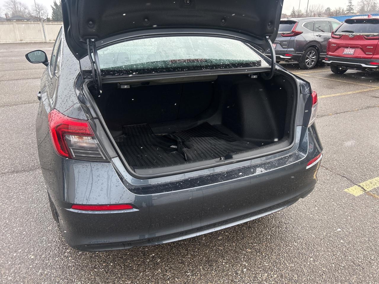 2023 Honda Civic Sedan LX CarPlay Bluetooth Rear Camera Heated Seats Photo