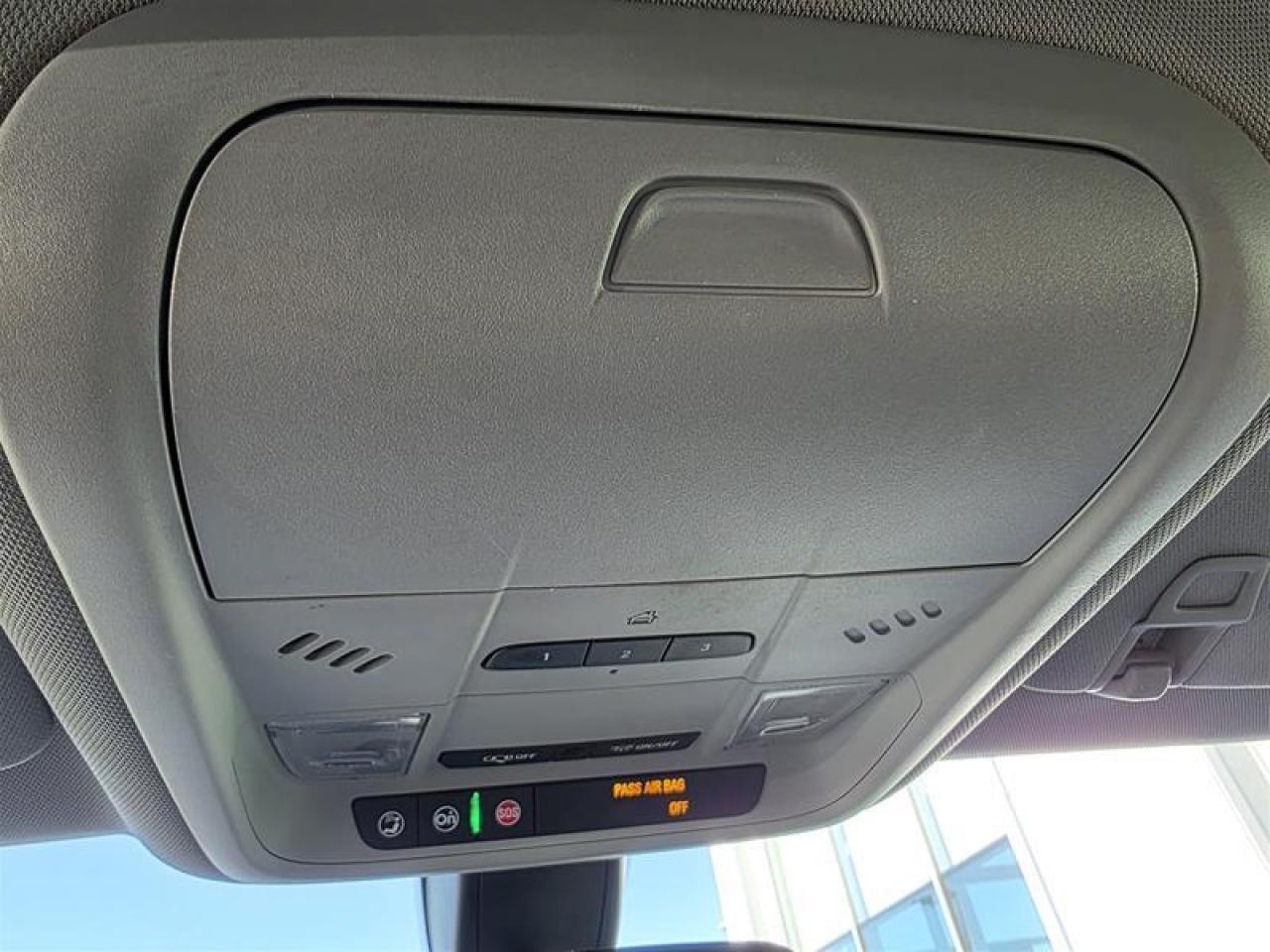 2018 Chevrolet Equinox AWD LT Photo