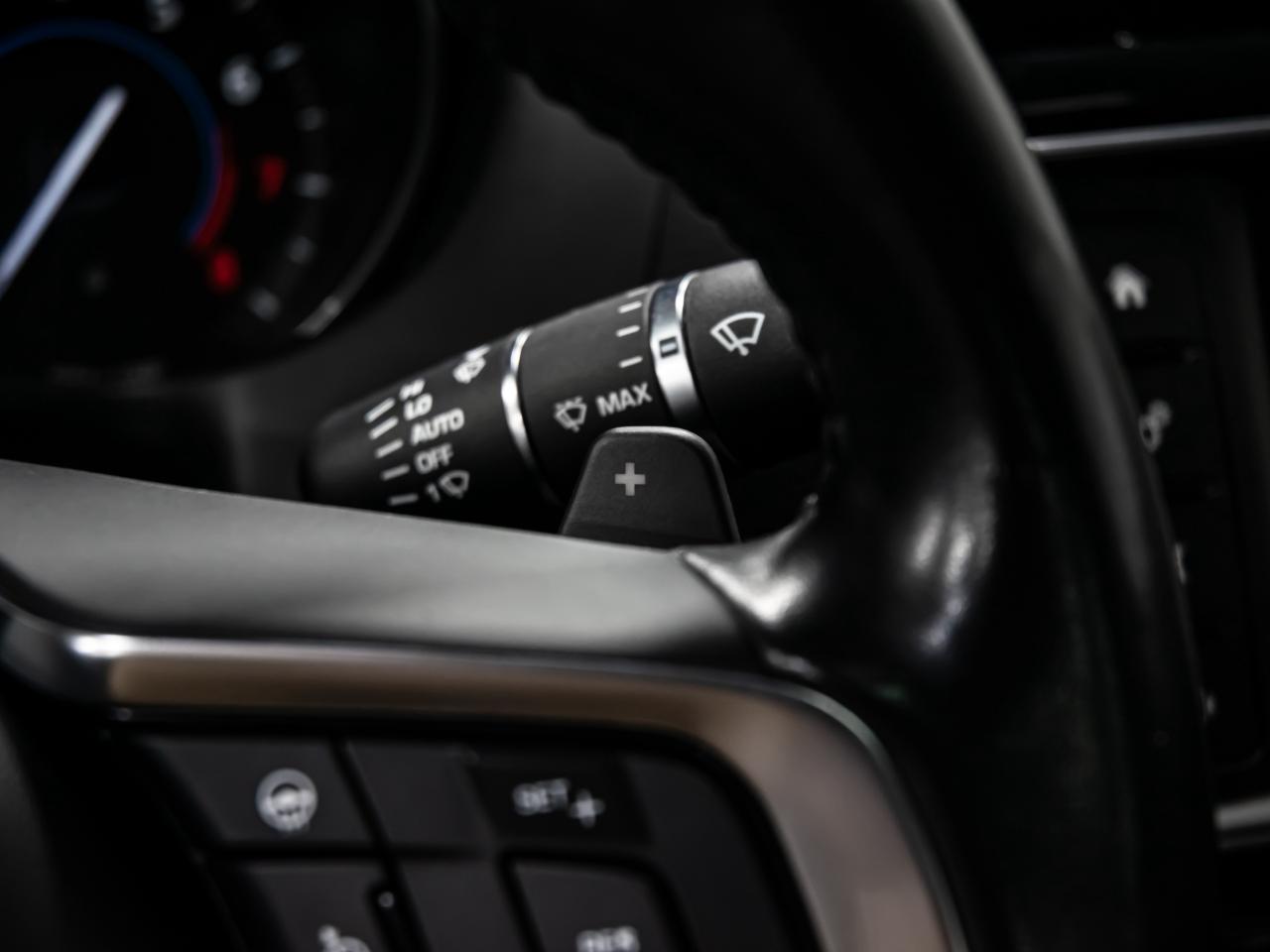 2018 Jaguar XE 25t AWD PRESTIGE NAVIGATION REAR CAMERA SUNROOF Photo