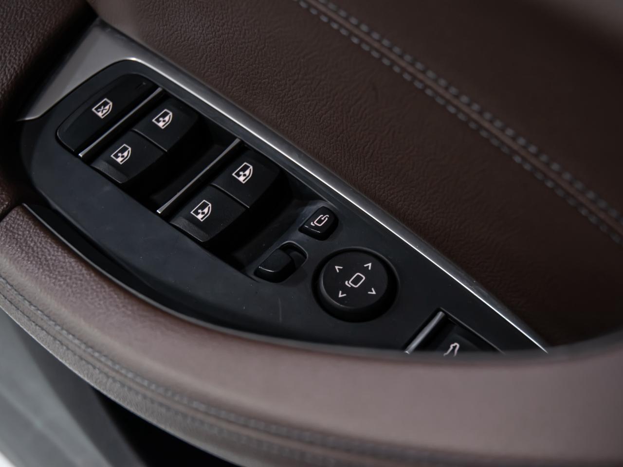 2018 BMW X3 xDrive30i HEADS UP BLIND SPOTS BRWON INT NAVI Photo