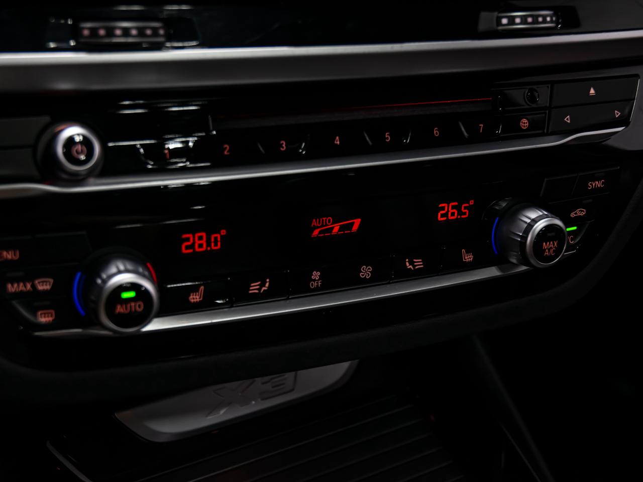 2018 BMW X3 xDrive30i HEADS UP BLIND SPOTS BRWON INT NAVI Photo