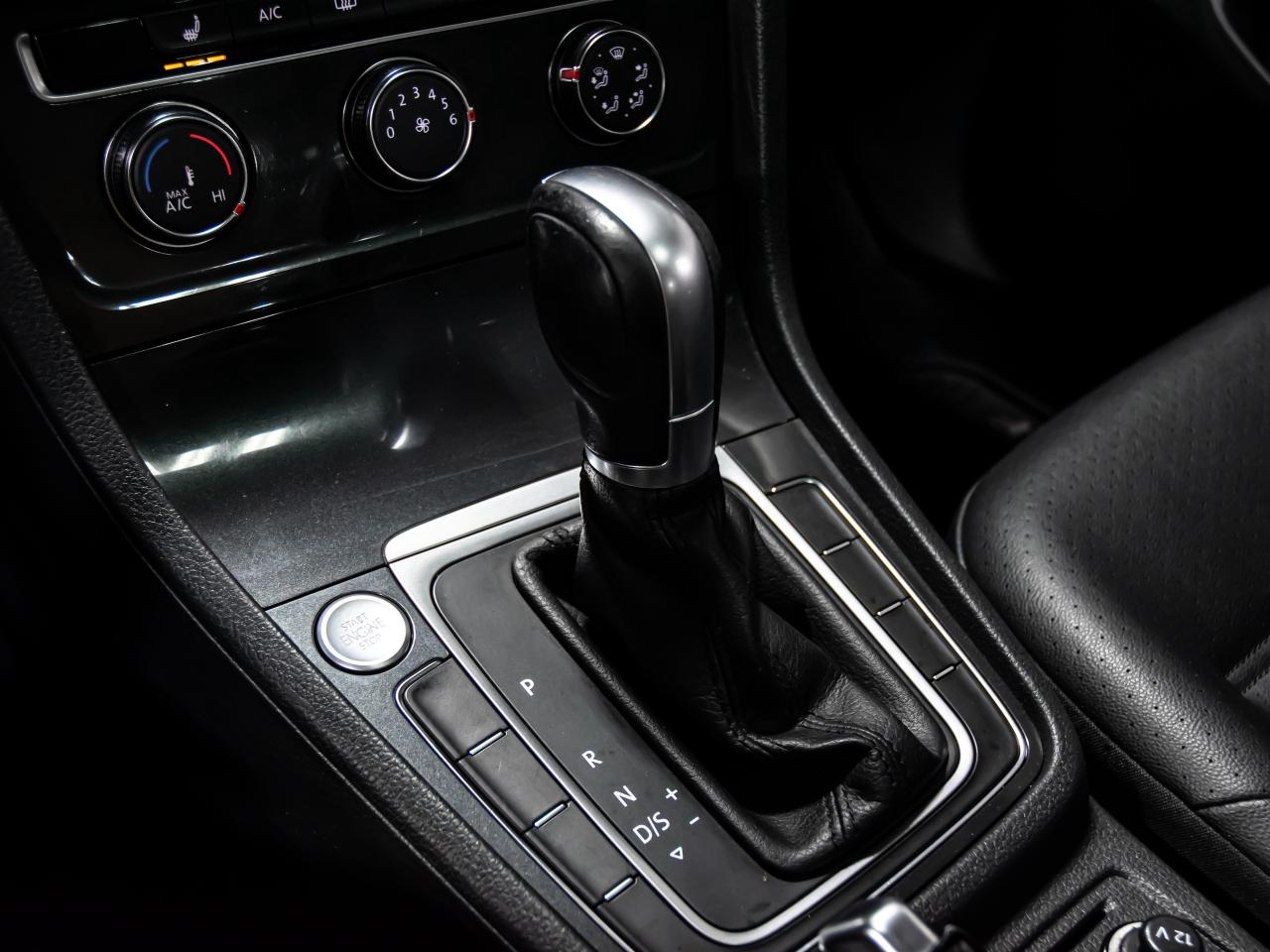 2018 Volkswagen Golf HIGHLINE CARPLAY REAR VIEW CAMERA CARPLAY Photo