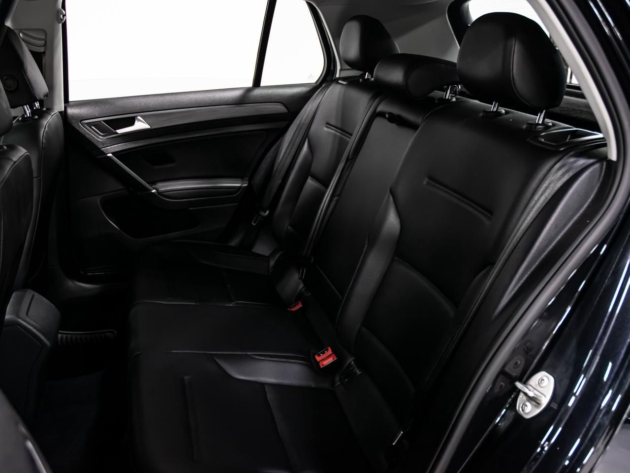 2018 Volkswagen Golf HIGHLINE CARPLAY REAR VIEW CAMERA CARPLAY Photo