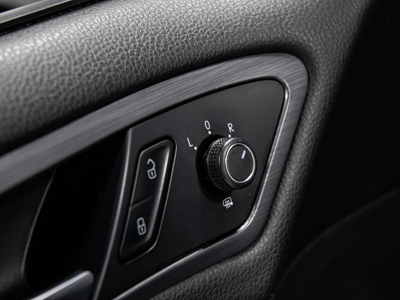 2018 Volkswagen Golf HIGHLINE CARPLAY REAR VIEW CAMERA CARPLAY Photo