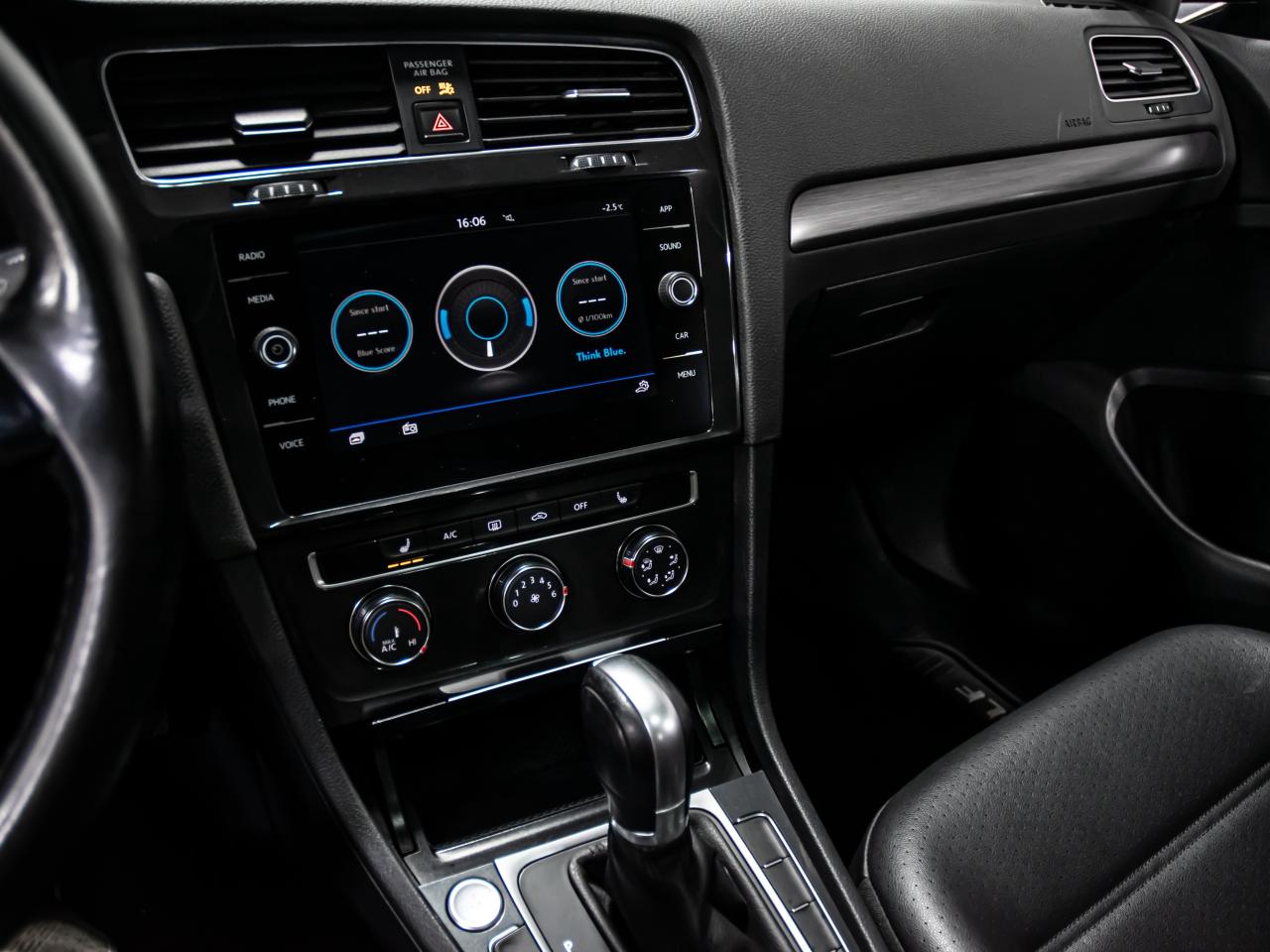 2018 Volkswagen Golf HIGHLINE CARPLAY REAR VIEW CAMERA CARPLAY Photo