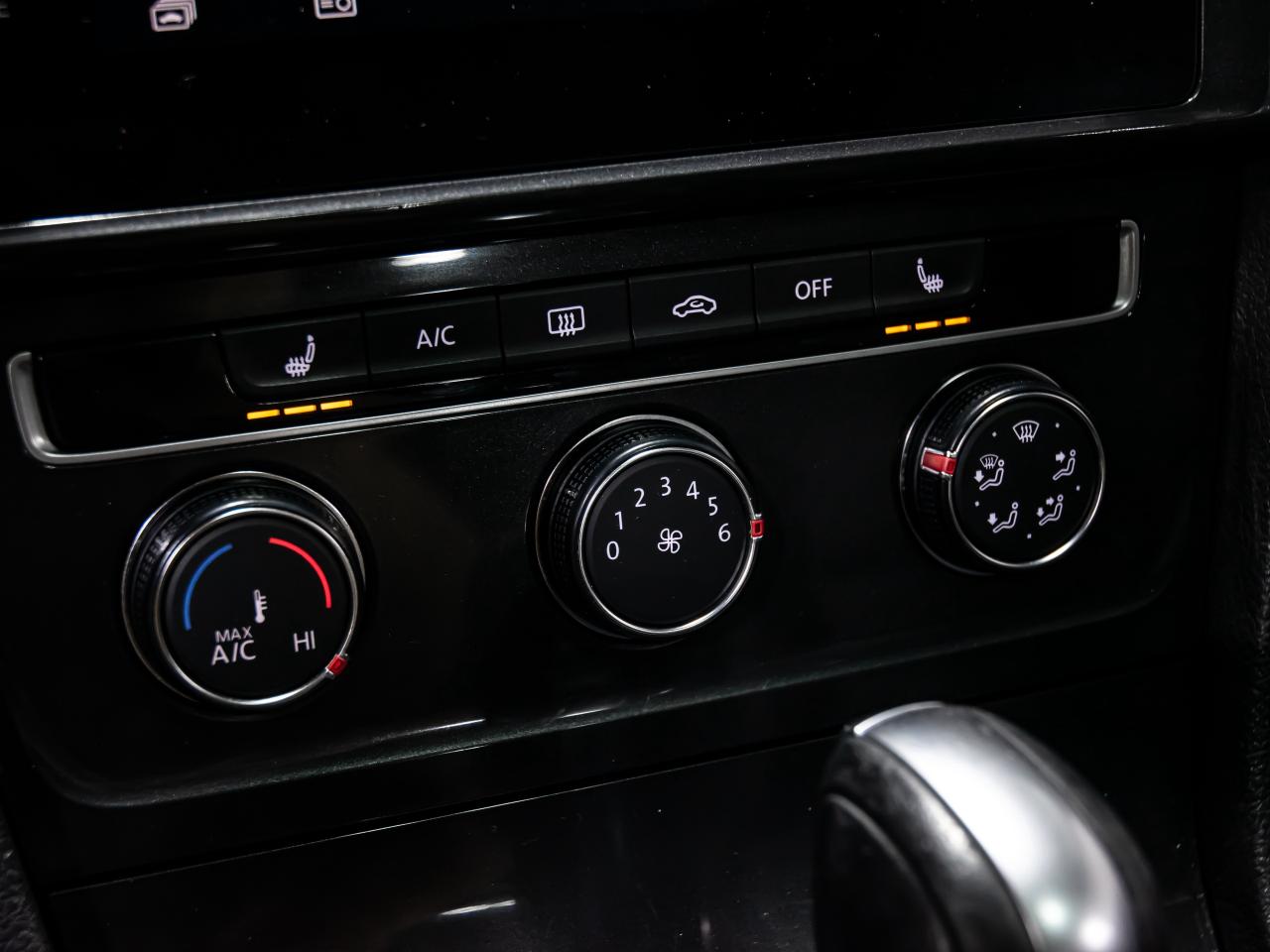 2018 Volkswagen Golf HIGHLINE CARPLAY REAR VIEW CAMERA CARPLAY Photo