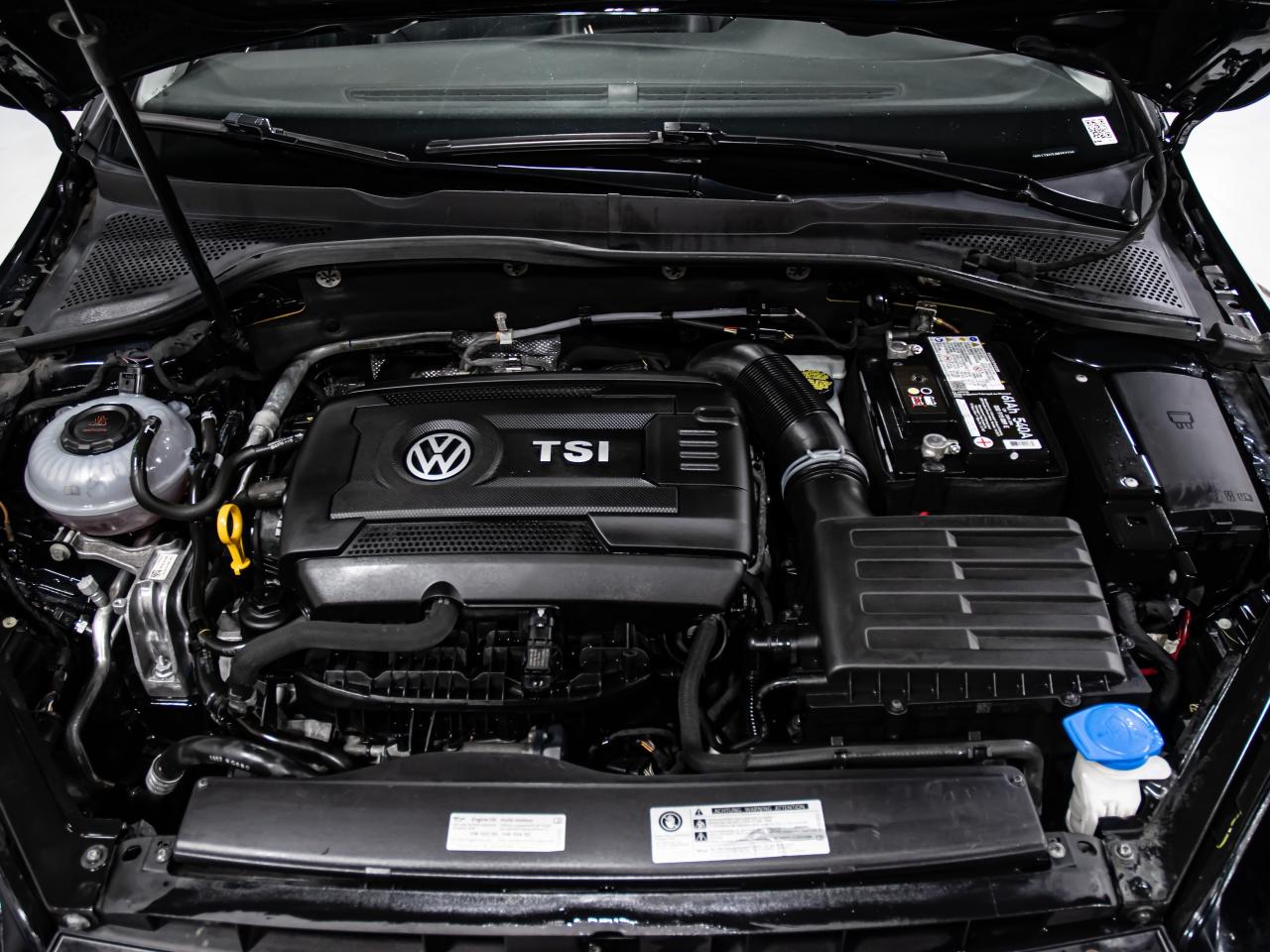 2018 Volkswagen Golf HIGHLINE CARPLAY REAR VIEW CAMERA CARPLAY Photo