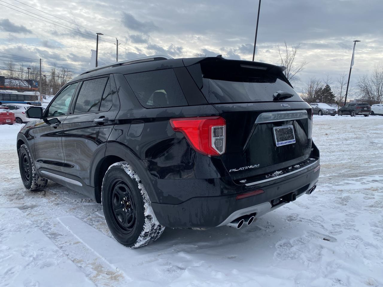 2020 Ford Explorer Platinum 4WD Photo