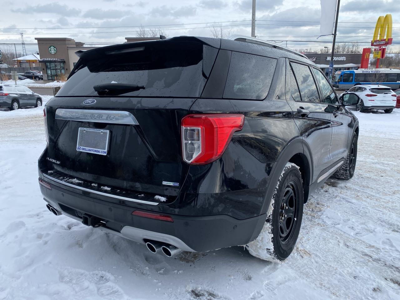 2020 Ford Explorer Platinum 4WD Photo