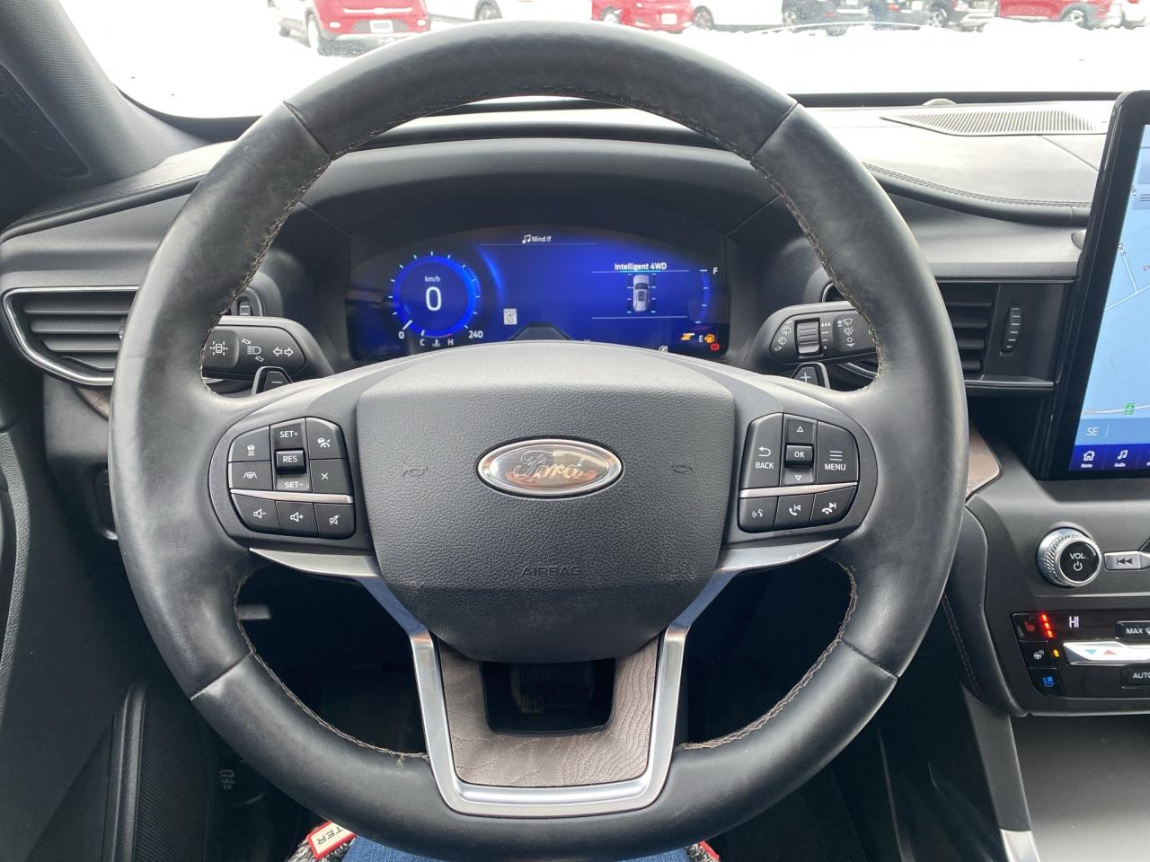 2020 Ford Explorer Platinum 4WD Photo