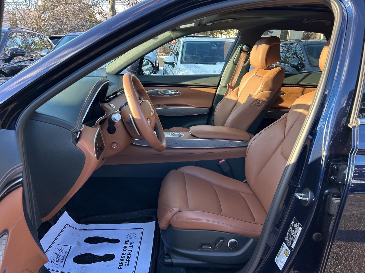 2025 Genesis GV70 2.5T ADVANCED PLUS AWD, REMOTE START, NAVI,CARPLAY Photo