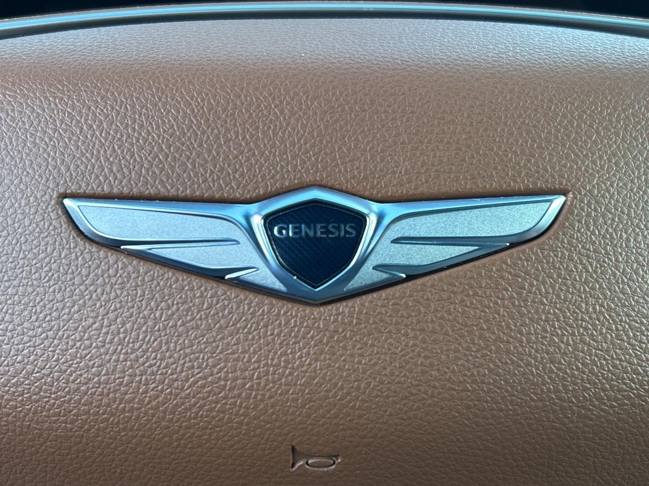 2025 Genesis GV70 2.5T ADVANCED PLUS AWD, REMOTE START, NAVI,CARPLAY Photo