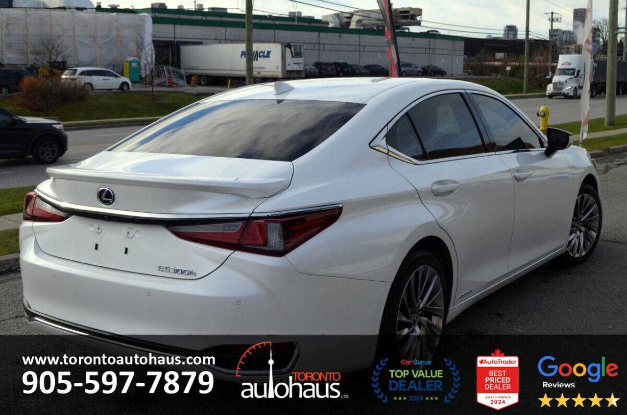 2019 Lexus ES 300h Ultra Luxury Package Photo