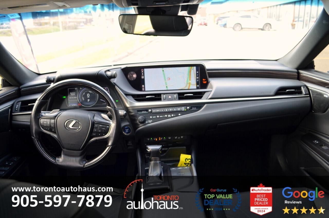 2019 Lexus ES 300h Ultra Luxury Package Photo