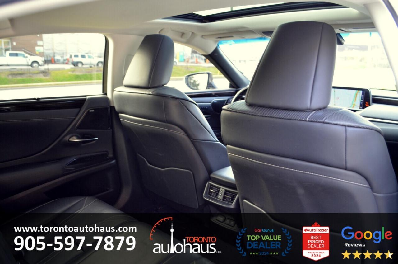 2019 Lexus ES 300h Ultra Luxury Package Photo