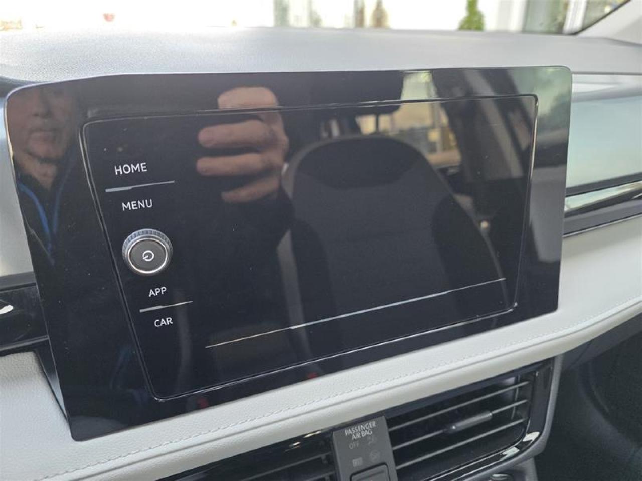 2025 Volkswagen Taos Trendline 4Motion Photo