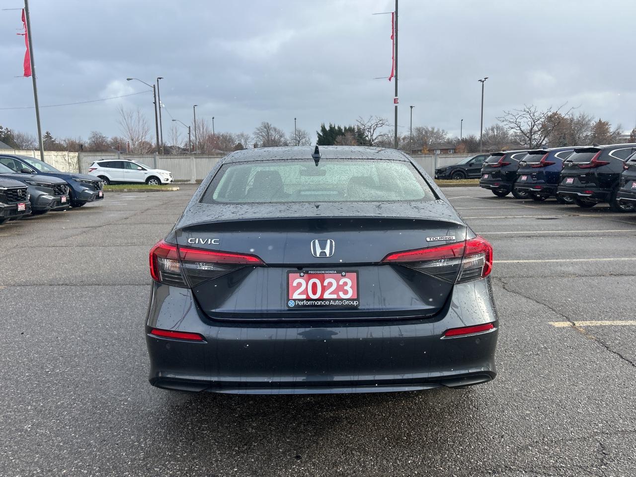 2023 Honda Civic Sedan Touring Leather  Navigation  Sunroof  CarPlay Photo4