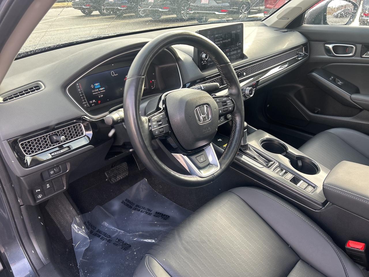 2023 Honda Civic Sedan Touring Leather  Navigation  Sunroof  CarPlay Photo