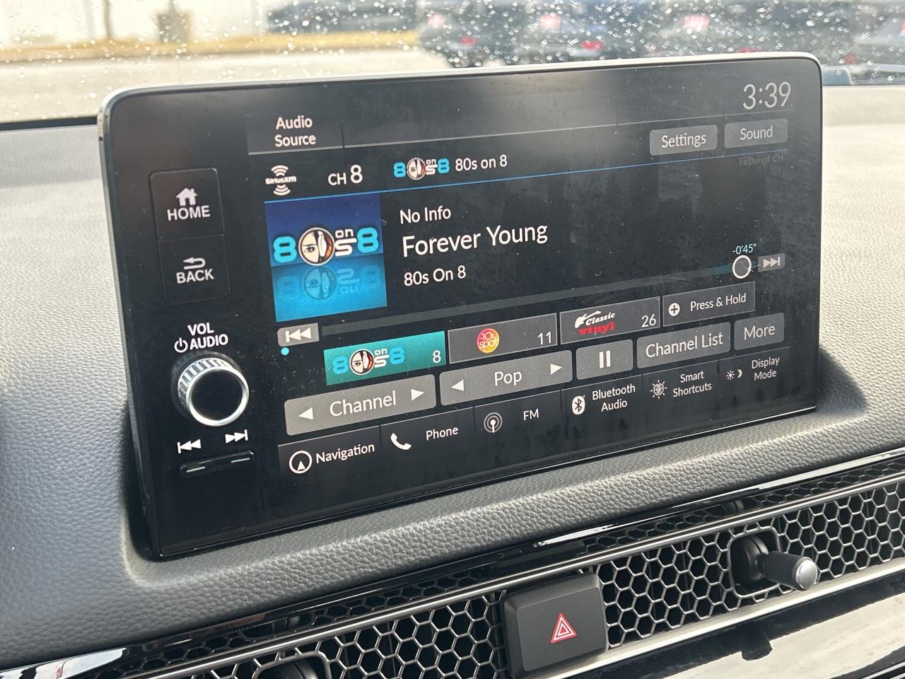 2023 Honda Civic Sedan Touring Leather  Navigation  Sunroof  CarPlay Photo