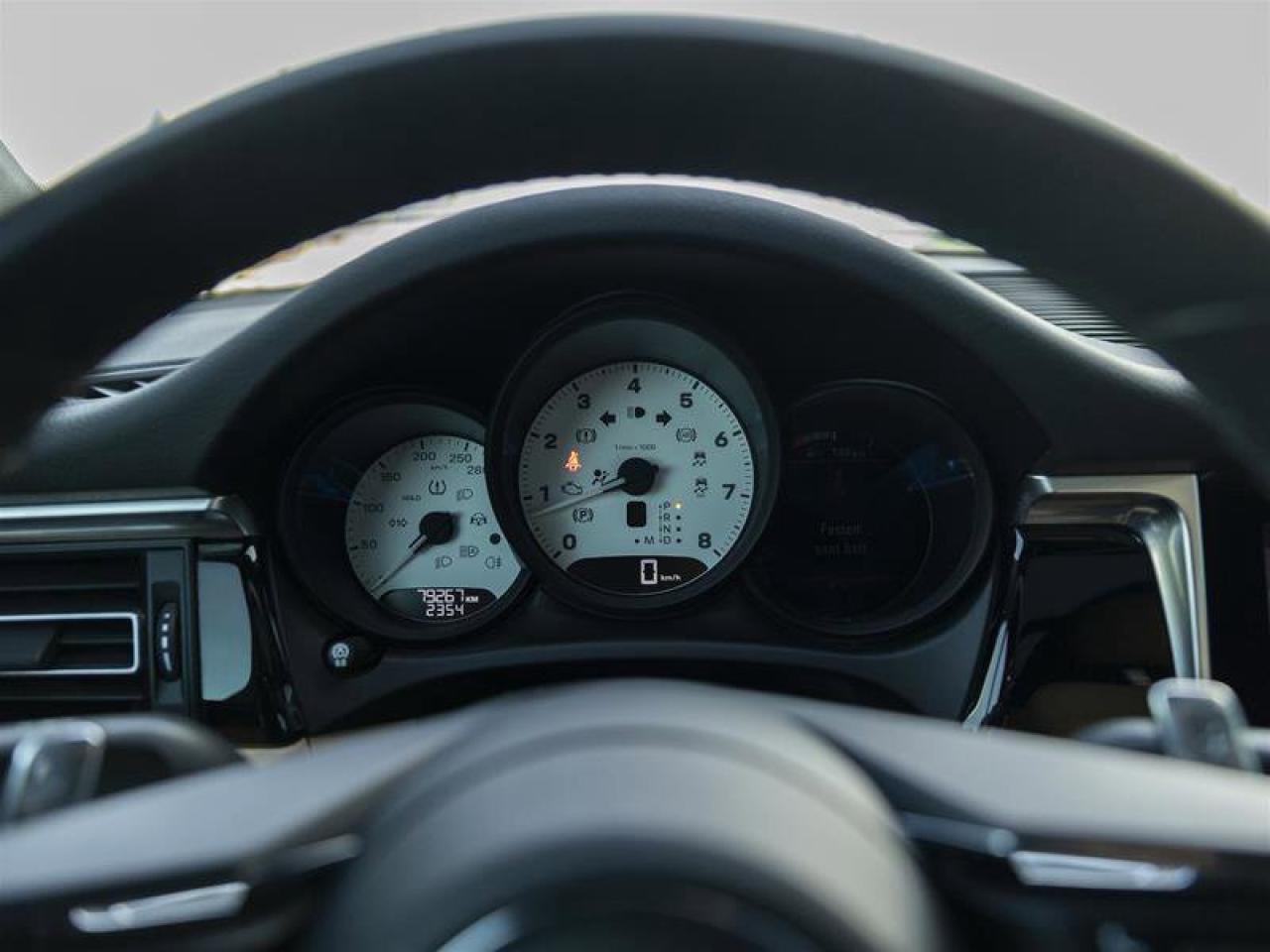 2023 Porsche Macan S Black Photo