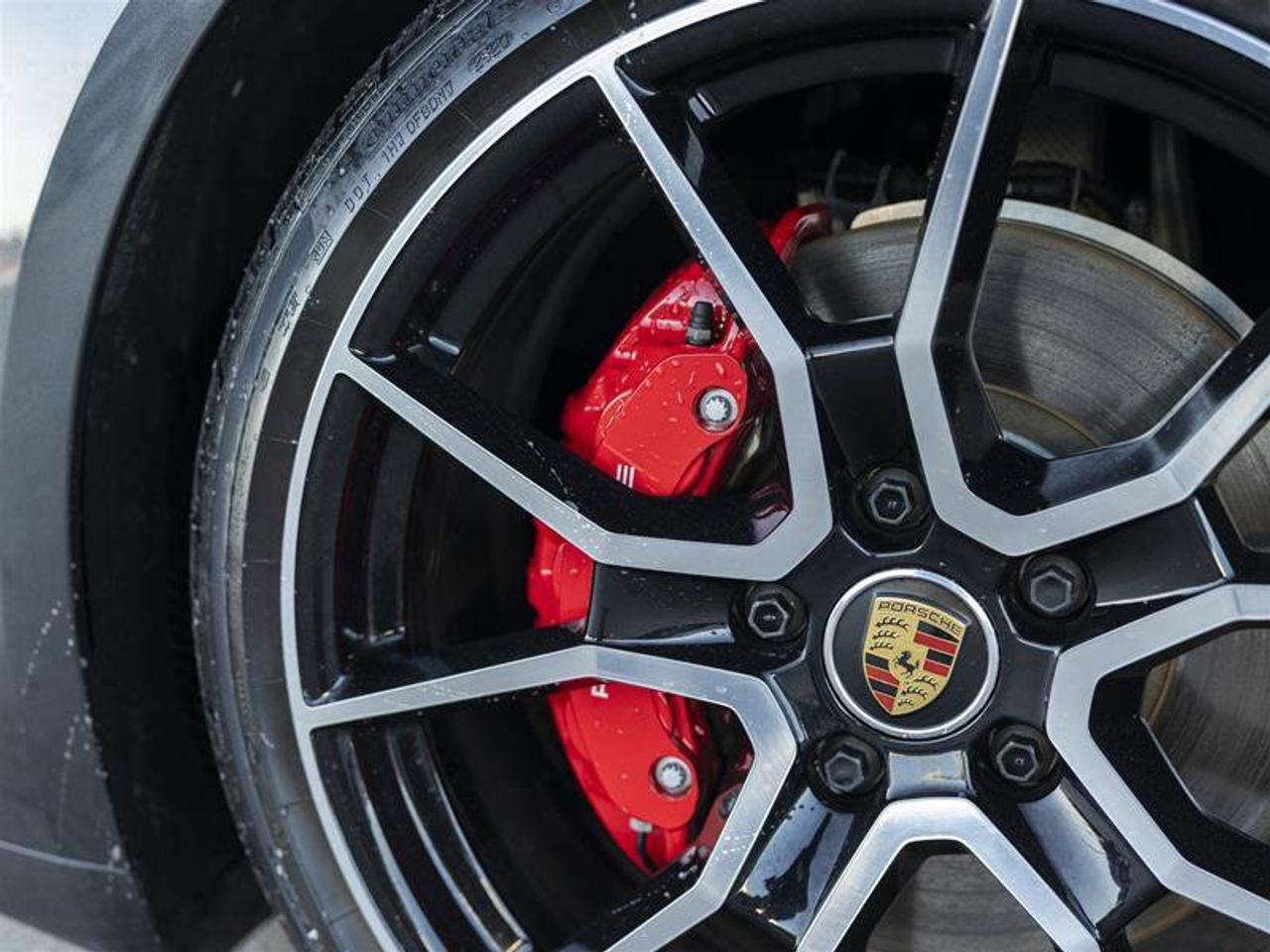 2024 Porsche Taycan 4S Gray Photo