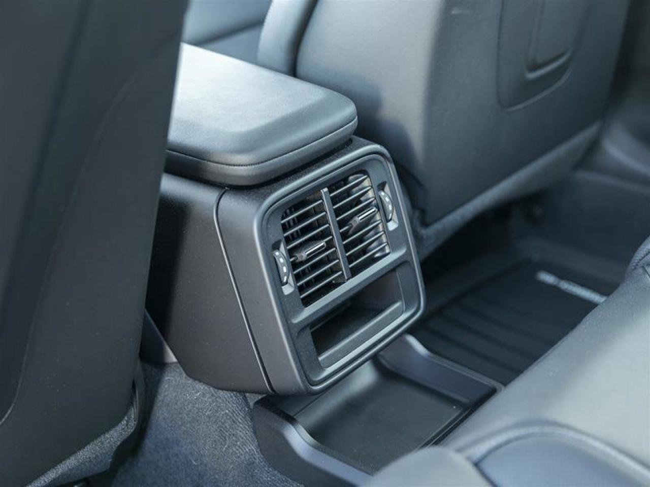 2024 Porsche Taycan 4S Gray Photo