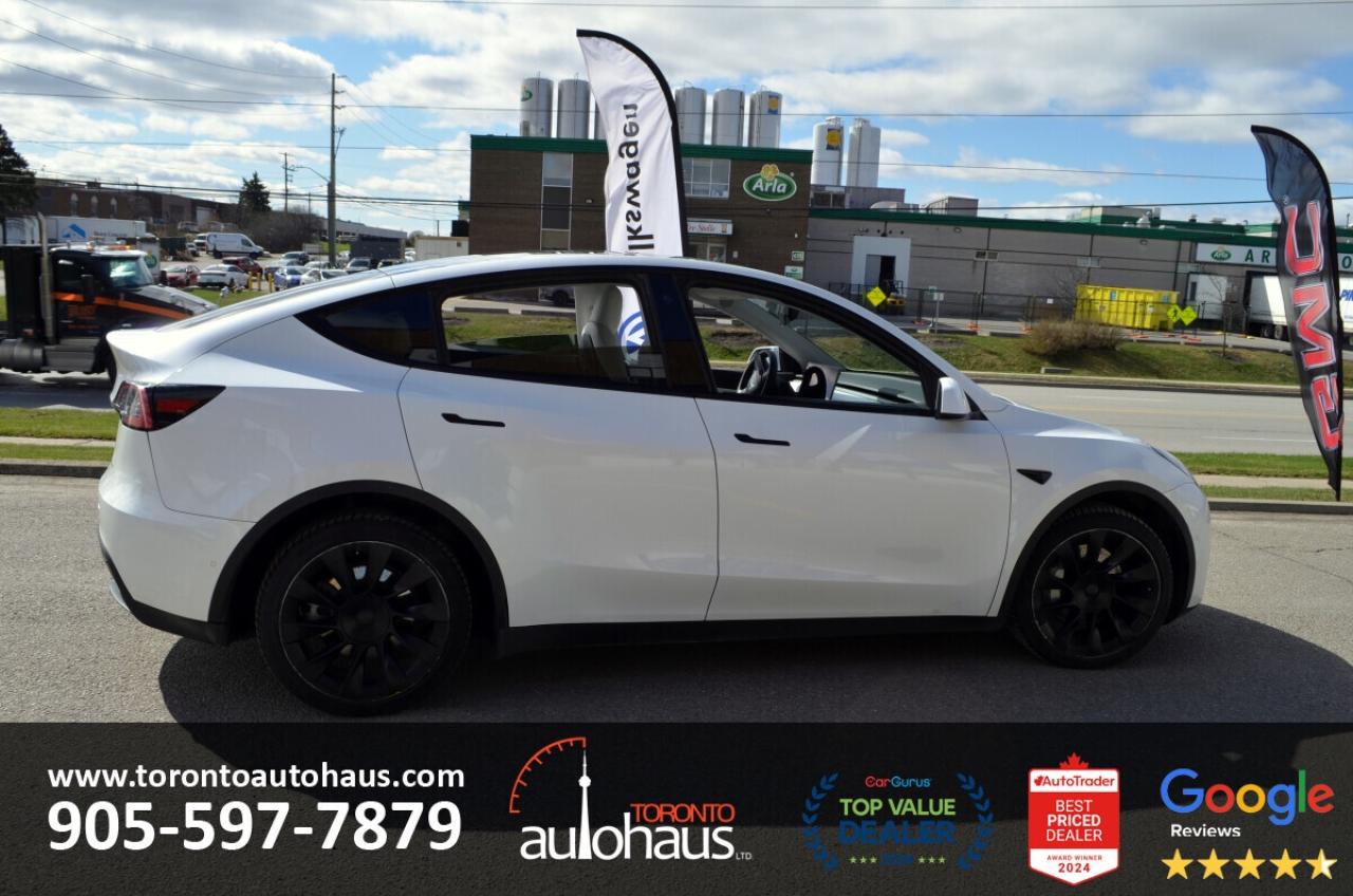 2022 Tesla Model Y PERFORMANCE I WHITE INT I AT EVSUPERSTORE.CA Photo