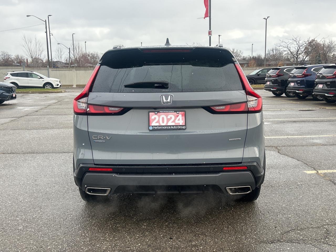 2024 Honda CR-V Hybrid Touring Leather  Navigation  Sunroof  CarPlay Photo