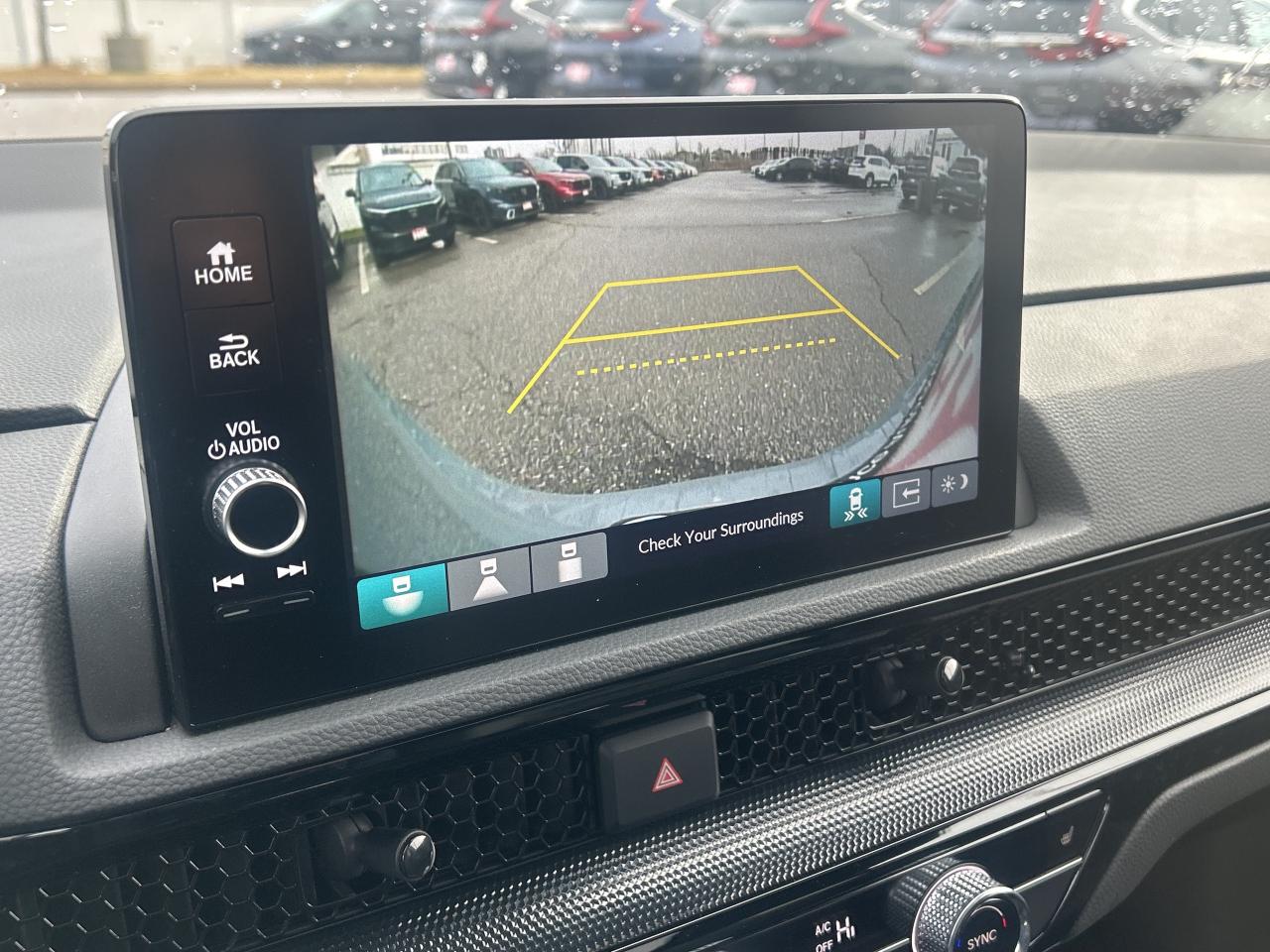 2024 Honda CR-V Hybrid Touring Leather  Navigation  Sunroof  CarPlay Photo