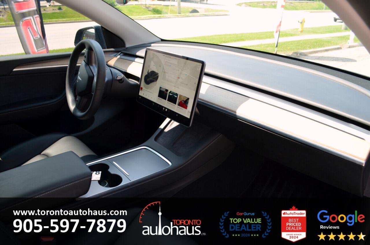 2022 Tesla Model Y PERFORMANCE AT EVSUPERSTORE.CA Photo