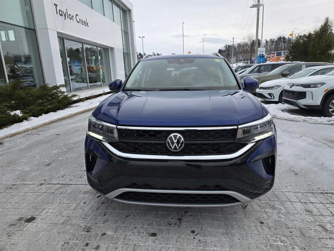 2024 Volkswagen Taos Comfortline 1.5T 8sp w/ Tip FWD Photo