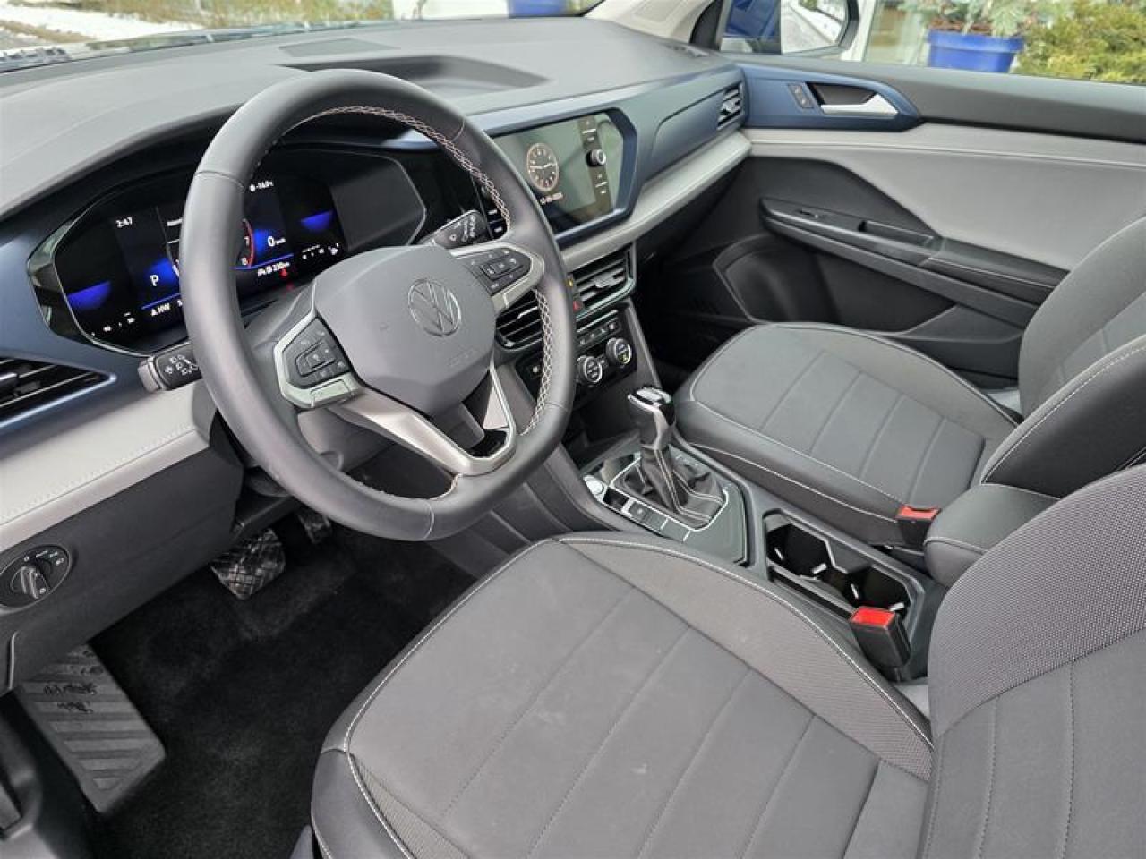 2024 Volkswagen Taos Comfortline 1.5T 8sp w/ Tip FWD Photo