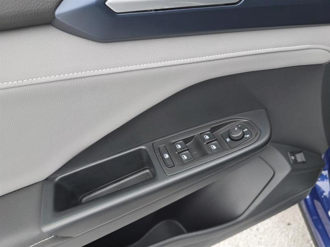 2024 Volkswagen Taos Comfortline 1.5T 8sp w/ Tip FWD Photo