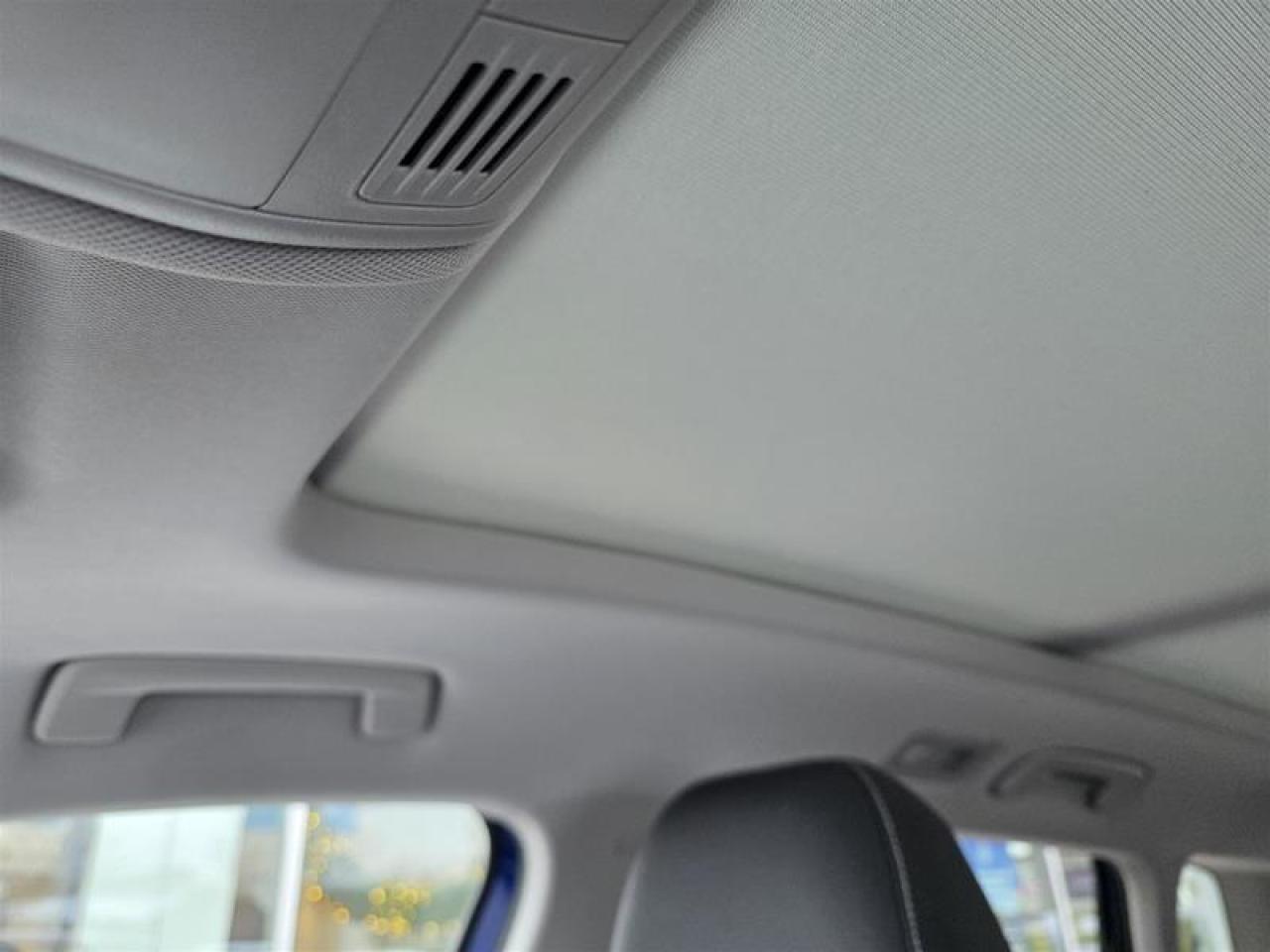 2024 Volkswagen Taos Comfortline 1.5T 8sp w/ Tip FWD Photo