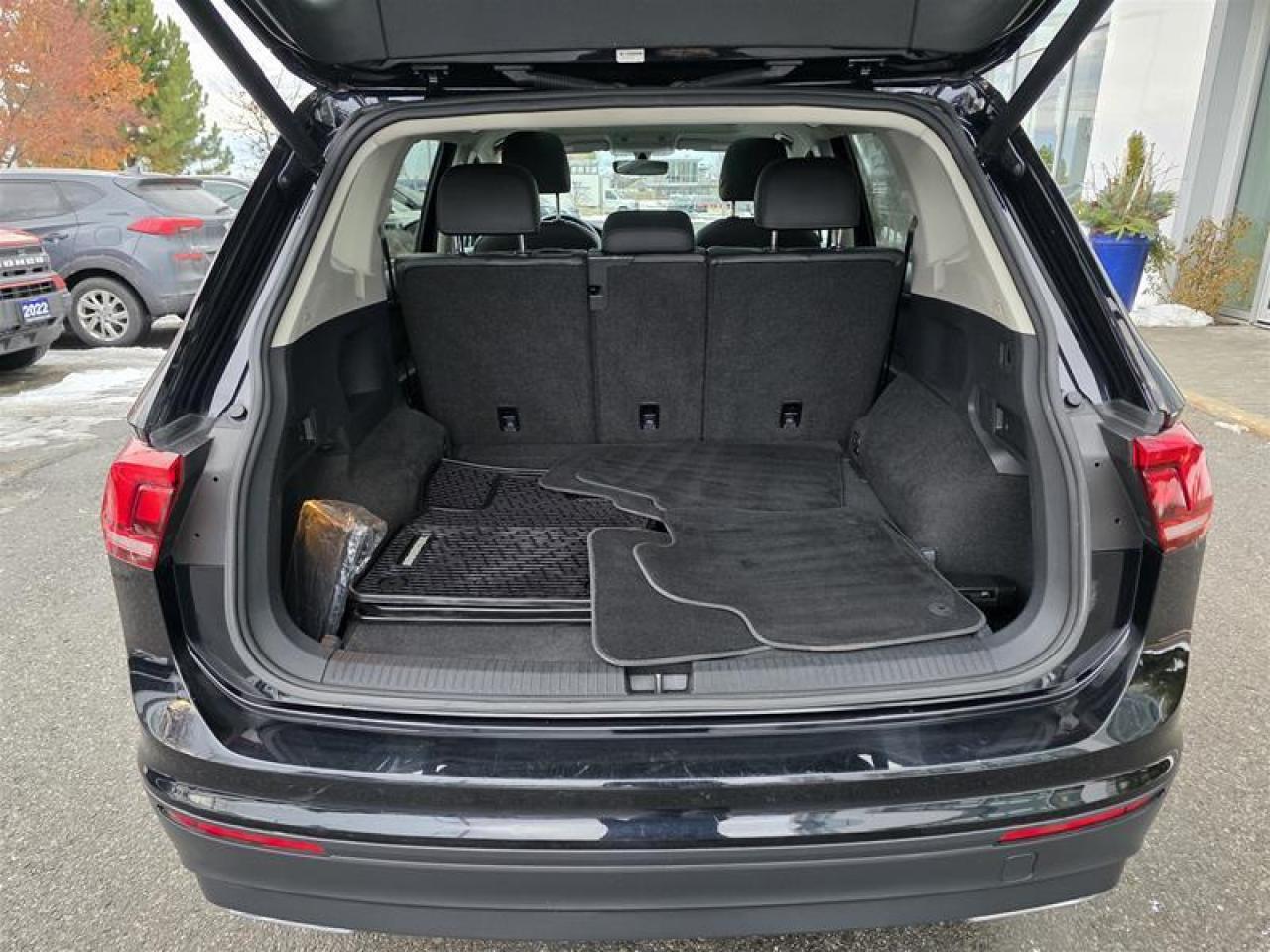 2019 Volkswagen Tiguan Comfortline 2.0T 8sp at w/Tip 4M Photo