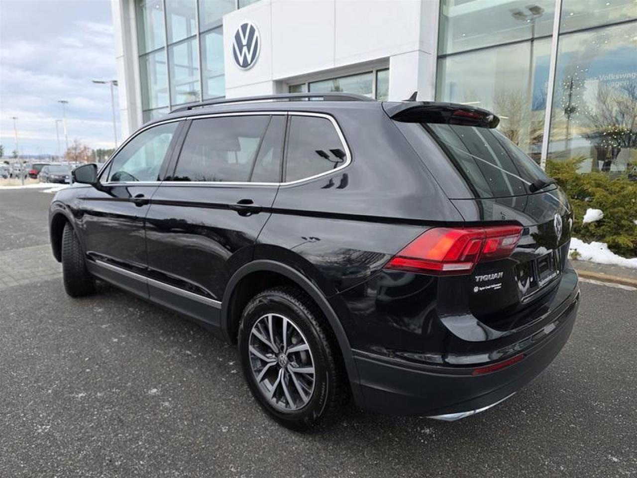 2019 Volkswagen Tiguan Comfortline 2.0T 8sp at w/Tip 4M Photo