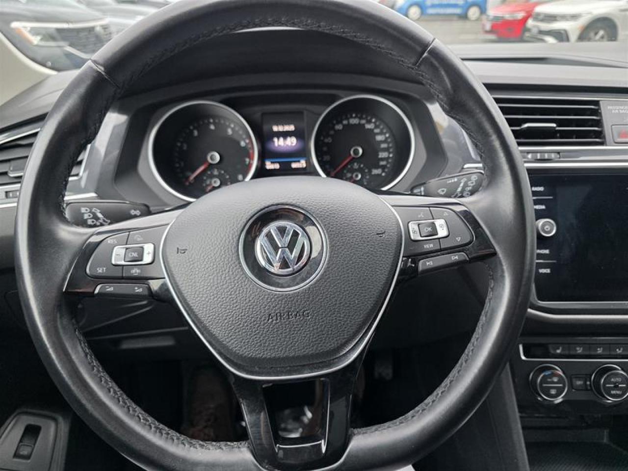 2019 Volkswagen Tiguan Comfortline 2.0T 8sp at w/Tip 4M Photo