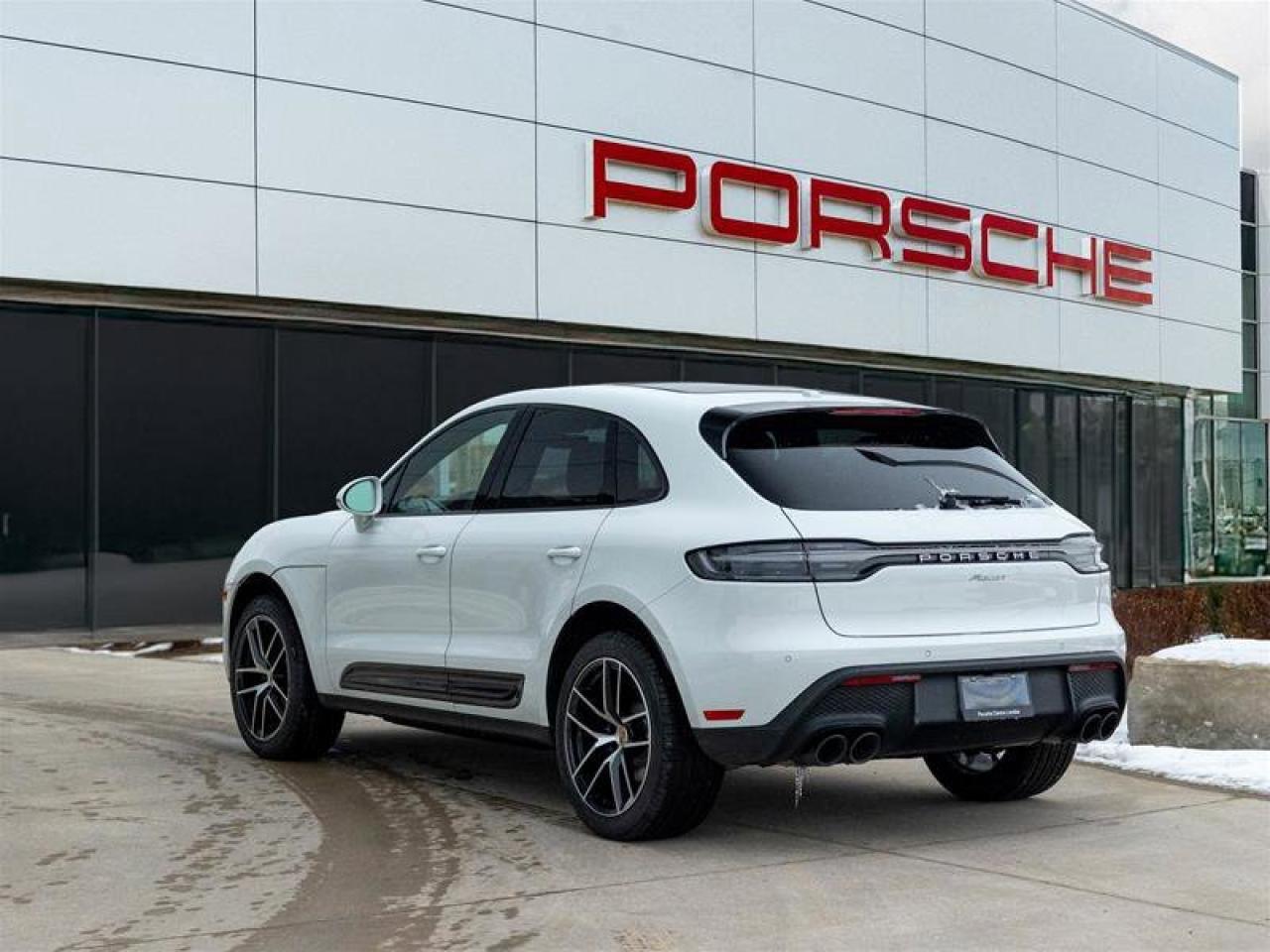 2024 Porsche Macan AWD White Photo2