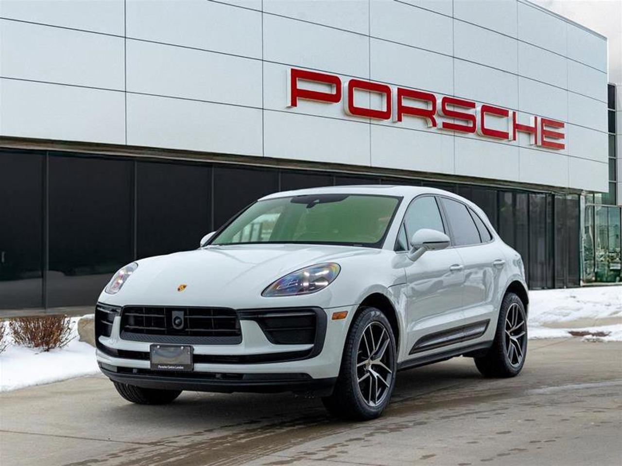 2024 Porsche Macan AWD White Photo