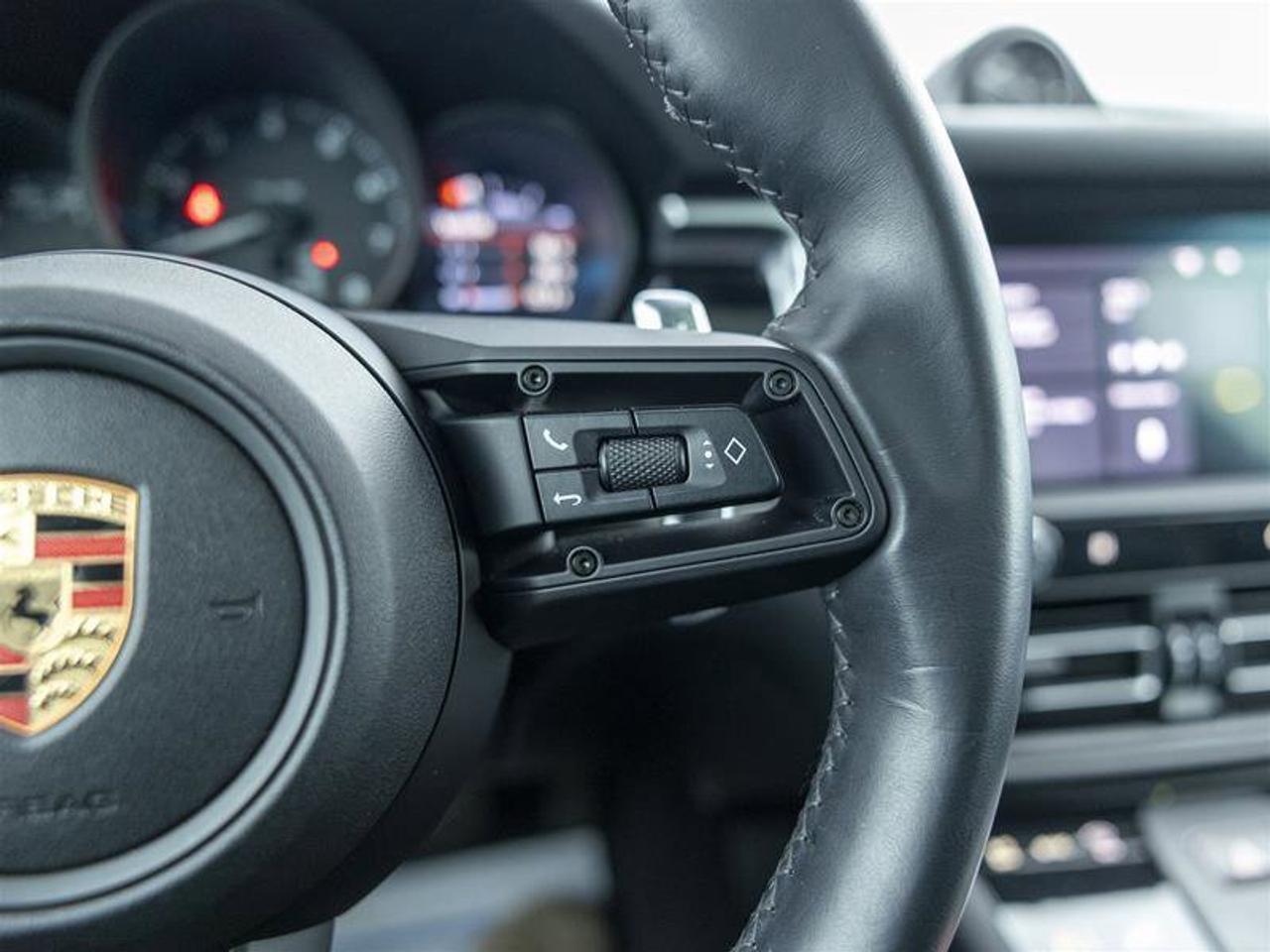 2024 Porsche Macan AWD White Photo