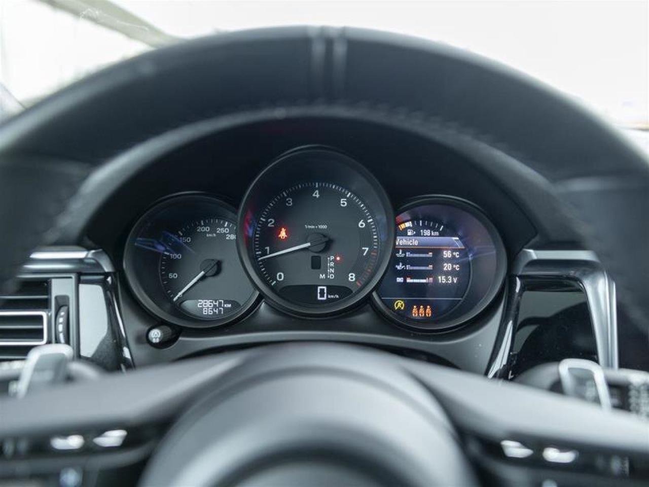 2024 Porsche Macan AWD White Photo