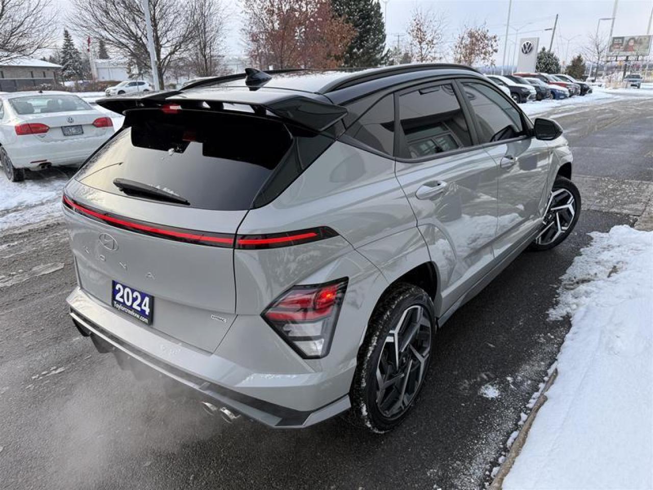 2024 Hyundai KONA 1.6T N Line Ultimate AWD w/Two-Tone Roof Photo3
