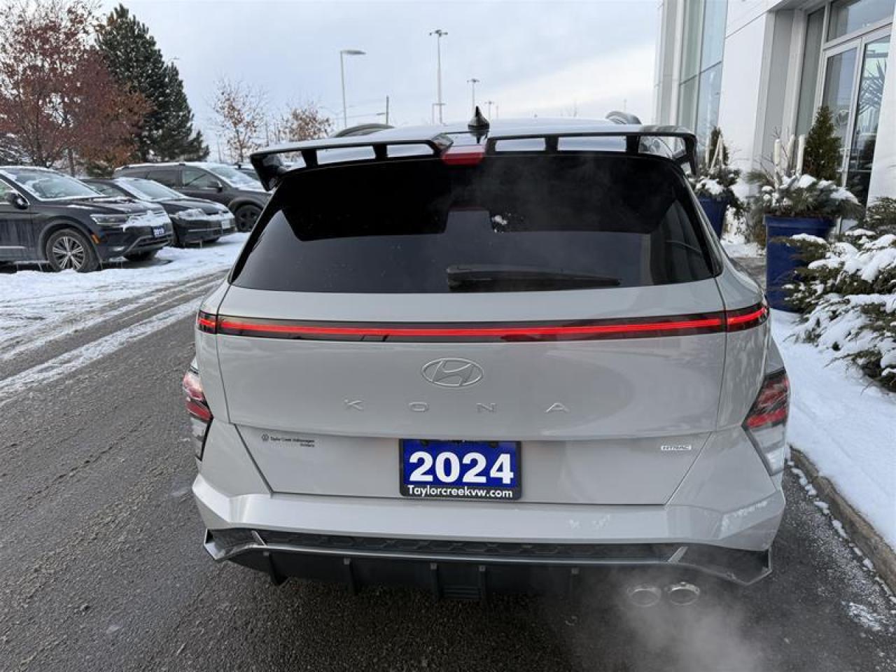 2024 Hyundai KONA 1.6T N Line Ultimate AWD w/Two-Tone Roof Photo4