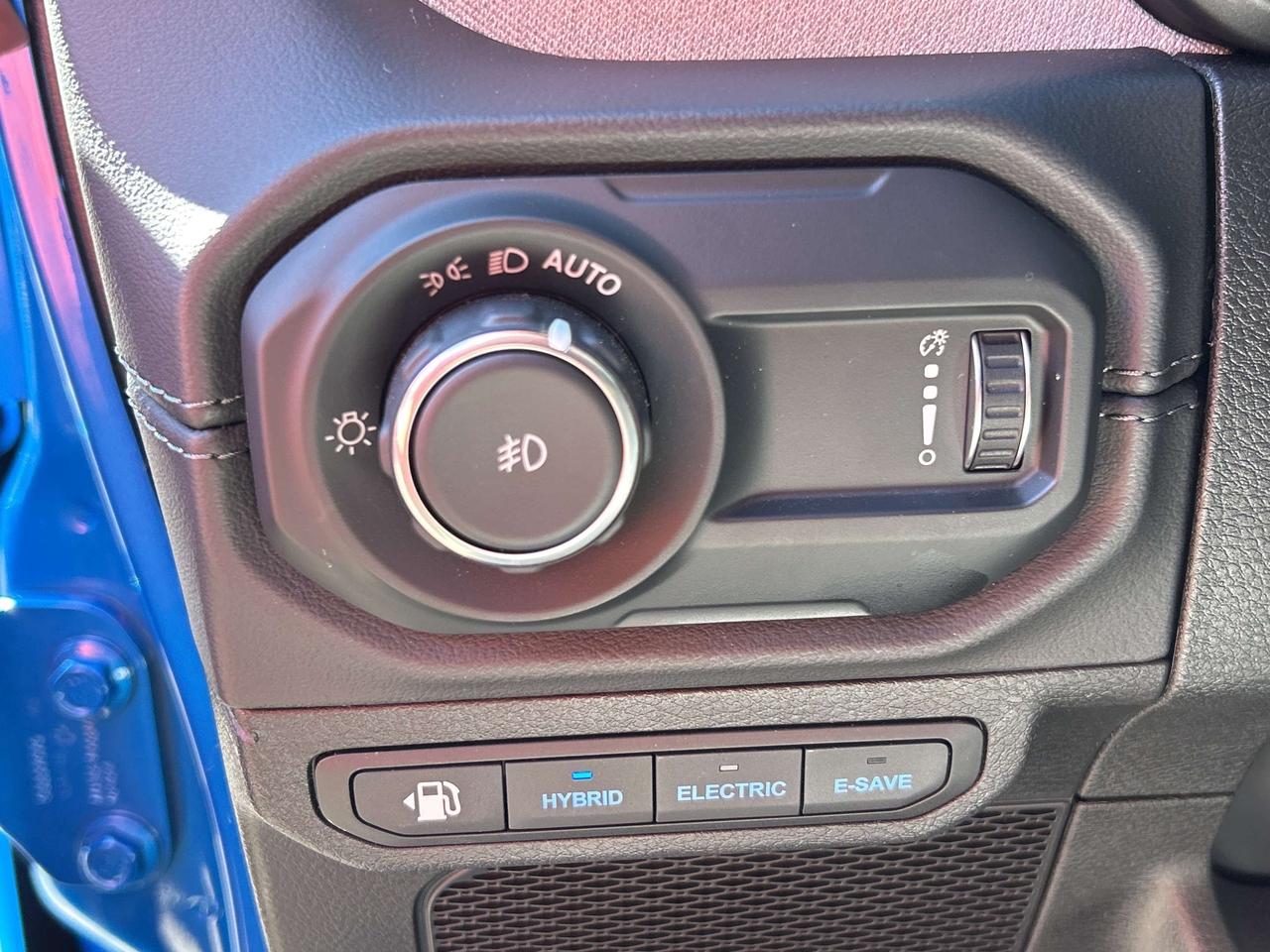 2025 Jeep Wrangler PLUG-IN HYBRID,TECH GROUP,SAFETY GROUP,NAV,CARPLAY Photo