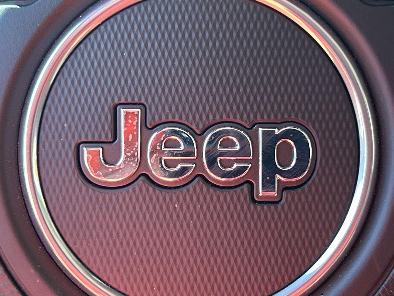 2025 Jeep Wrangler PLUG-IN HYBRID,TECH GROUP,SAFETY GROUP,NAV,CARPLAY Photo
