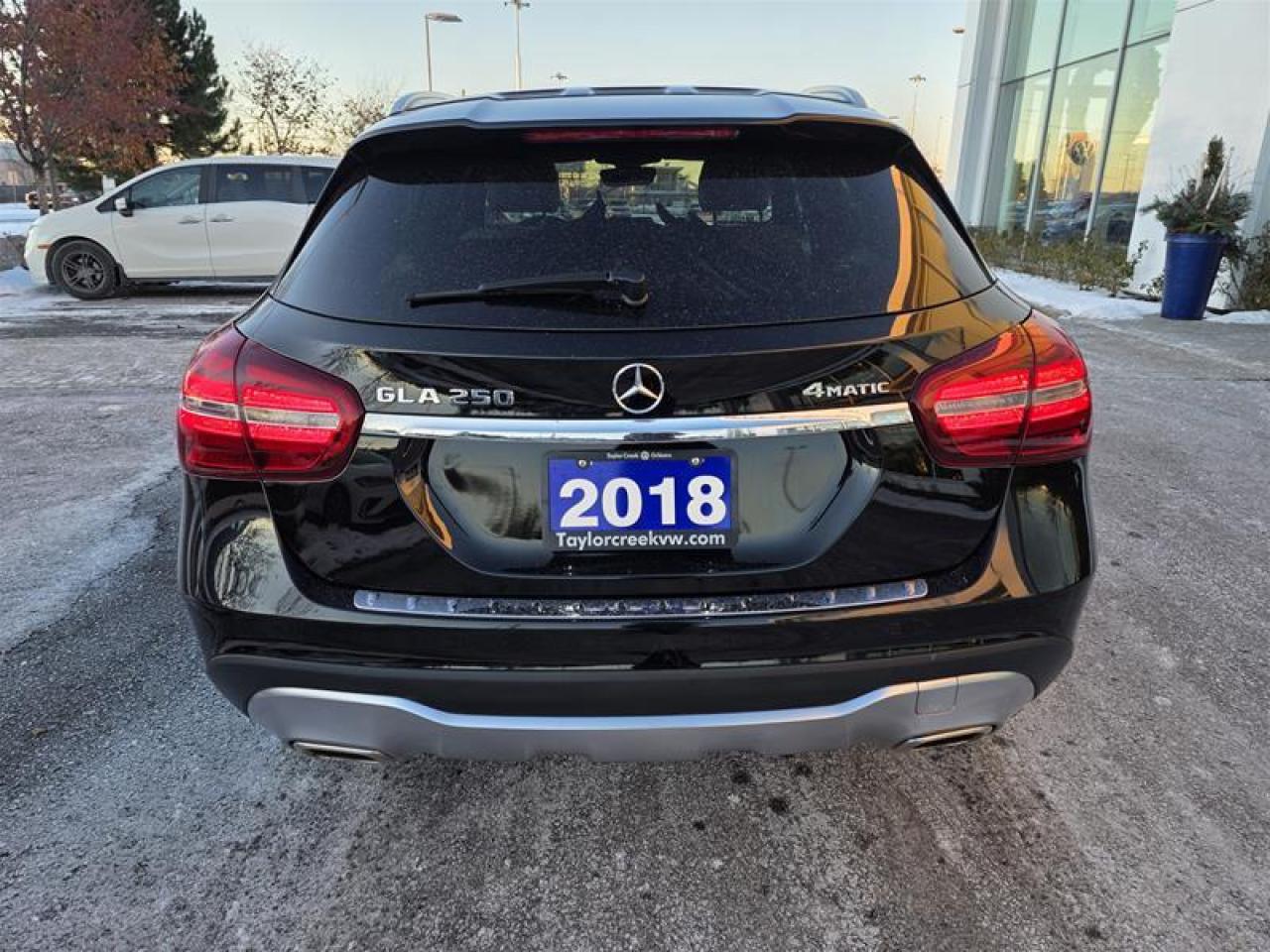 2018 Mercedes-Benz GLA250 4MATIC SUV Photo4